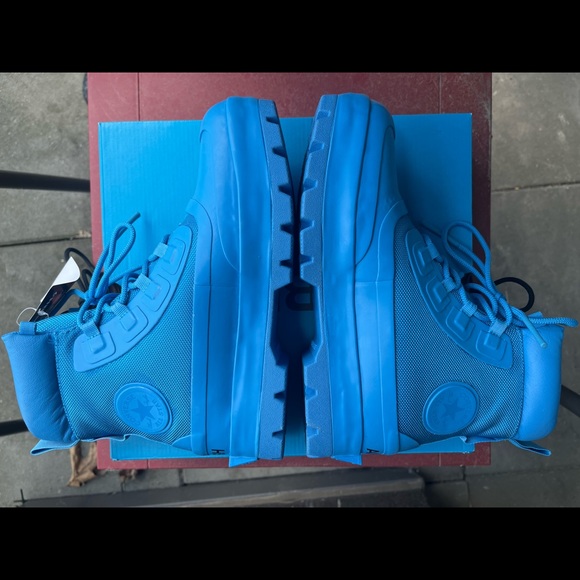 Converse x Ambush Duck Boot in Blue. Unisex. - Picture 10 of 14